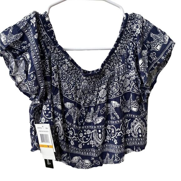 NEW Sequin Hearts Blue & White Elephant Print Crop Top Off the Shoulder Small S - Picture 7 of 7